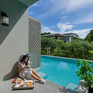 Proud Hotel, Naiyang Beach **** Phuket